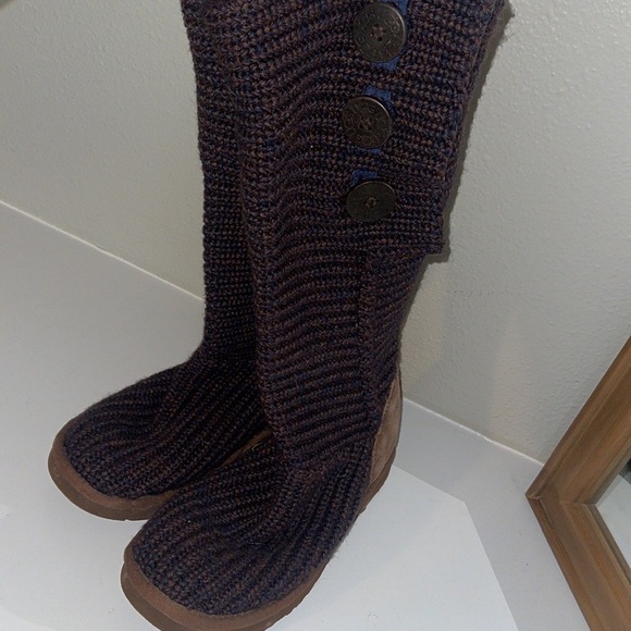 Sweater Knit Uggs Boots/Booties black/brown size 6 - Picture 15 of 16